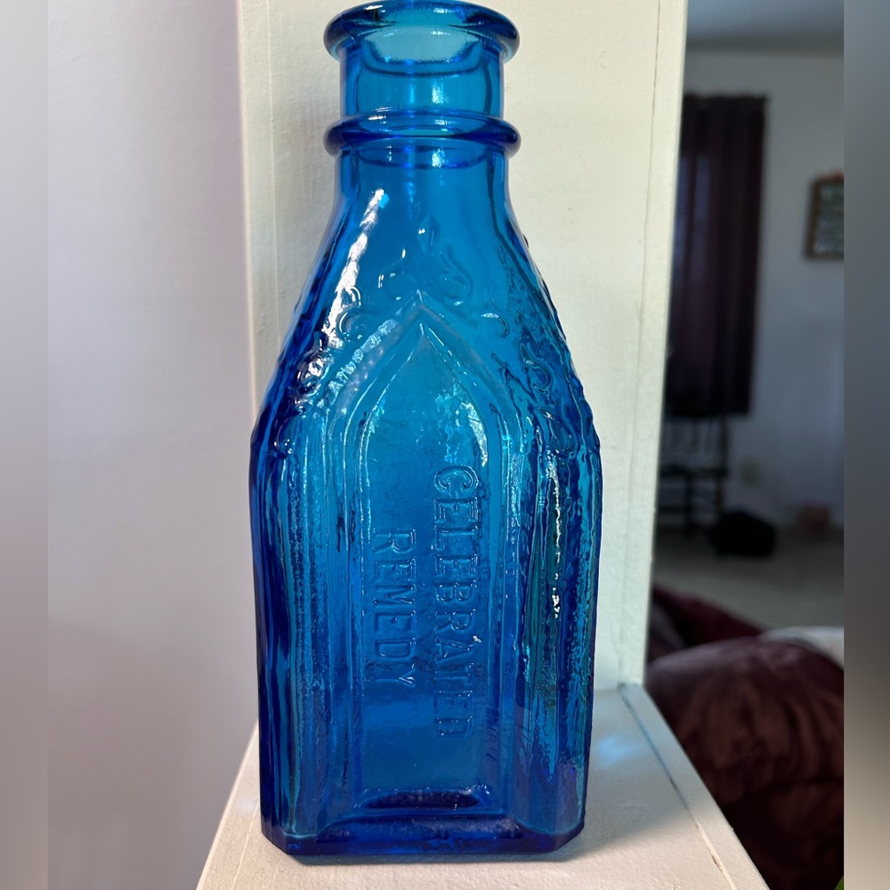 Cathedral Brand Chief Wahoo Electric Tonic 8” Bottle, Cobalt Blue